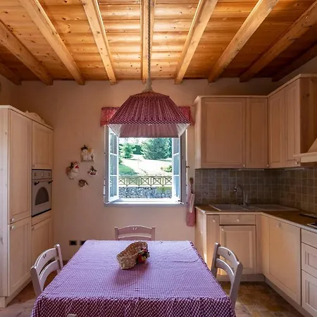 Contessa Pace - Luxury Flat Selvino