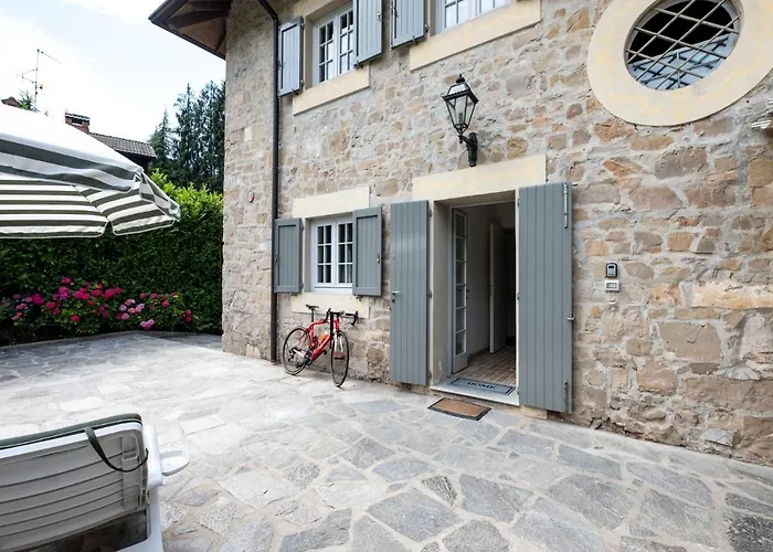 Contessa Pace - Luxury Flat Διαμέρισμα Selvino