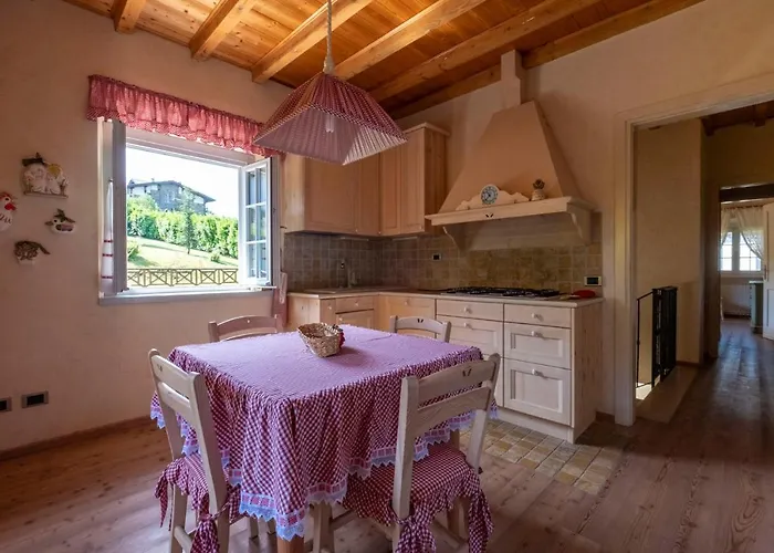 Contessa Pace - Luxury Flat Διαμέρισμα Selvino